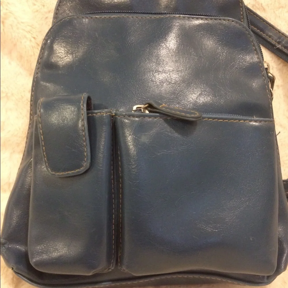 Vintage Dusky Blue Small Faux Leather Bag/Backpack - Picture 3 of 8